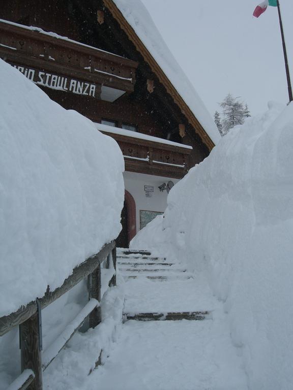 Rifugio Passo Staulanza Hotell Zoldo Alto Exteriör bild