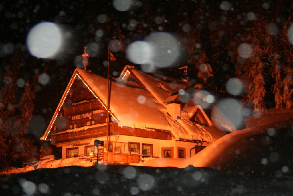 Rifugio Passo Staulanza Hotell Zoldo Alto Exteriör bild